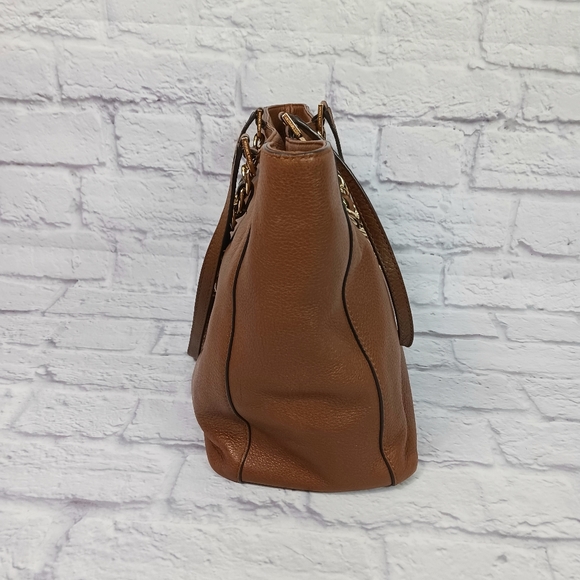 Michael Kors Acorn Harper brown pebbled leather bag - Picture 4 of 15